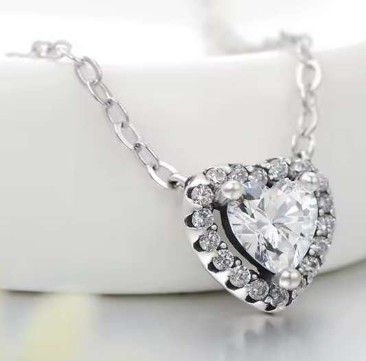 Collar Corazon con Diamante y Circonias