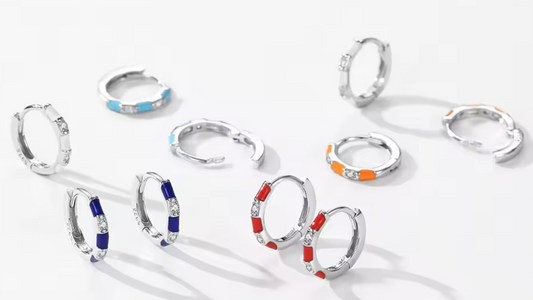 Mini Arracadas Esmalte Turquesa con mini Circonia