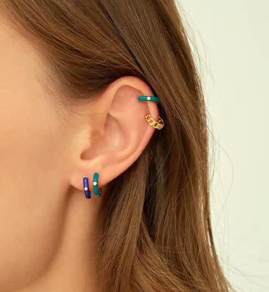 Mini Arracadas Esmalte Turquesa con Una Circonia