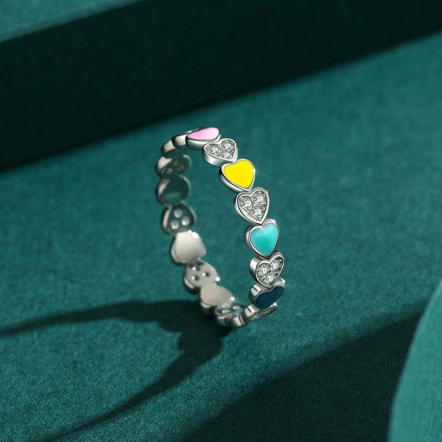 Anillo Corzones con Zirconias y Esmalte