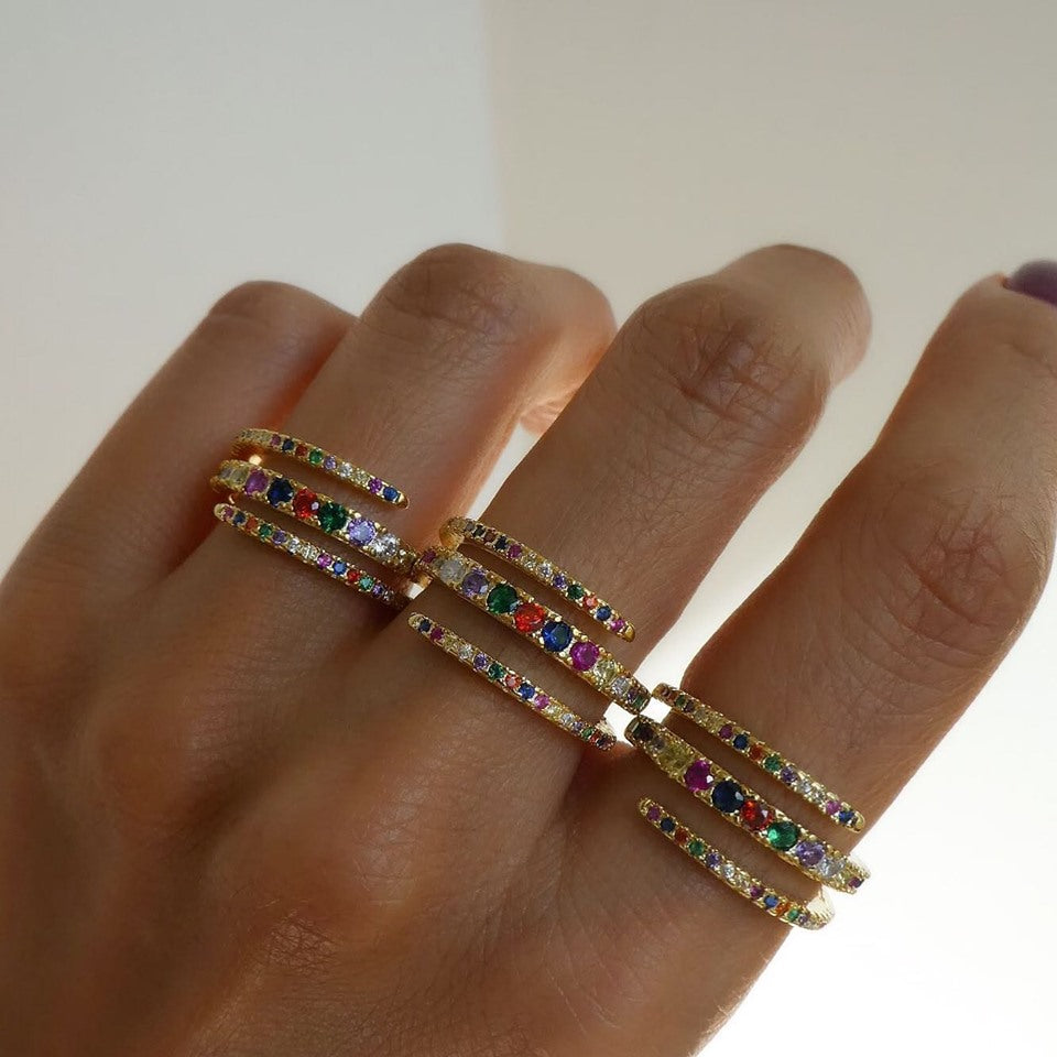 Anillo en Espiral con Circonias de Colores