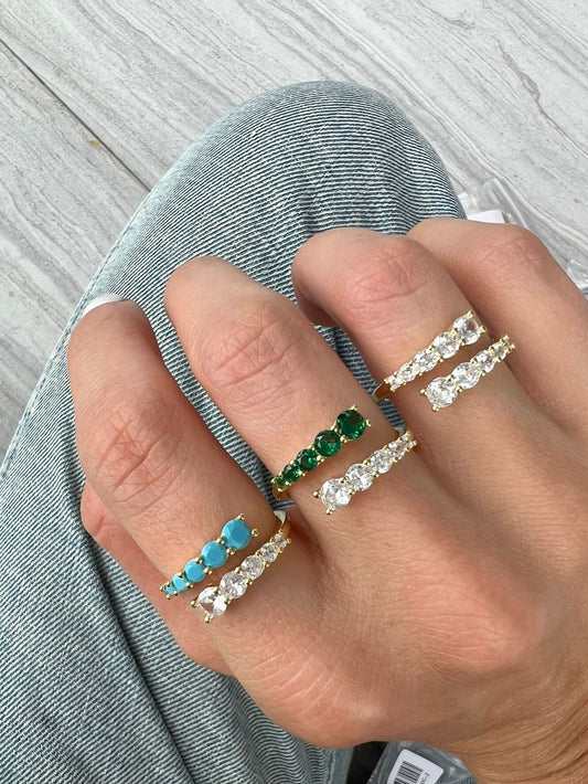 Anillo en Espiral Verde y  Diamantes