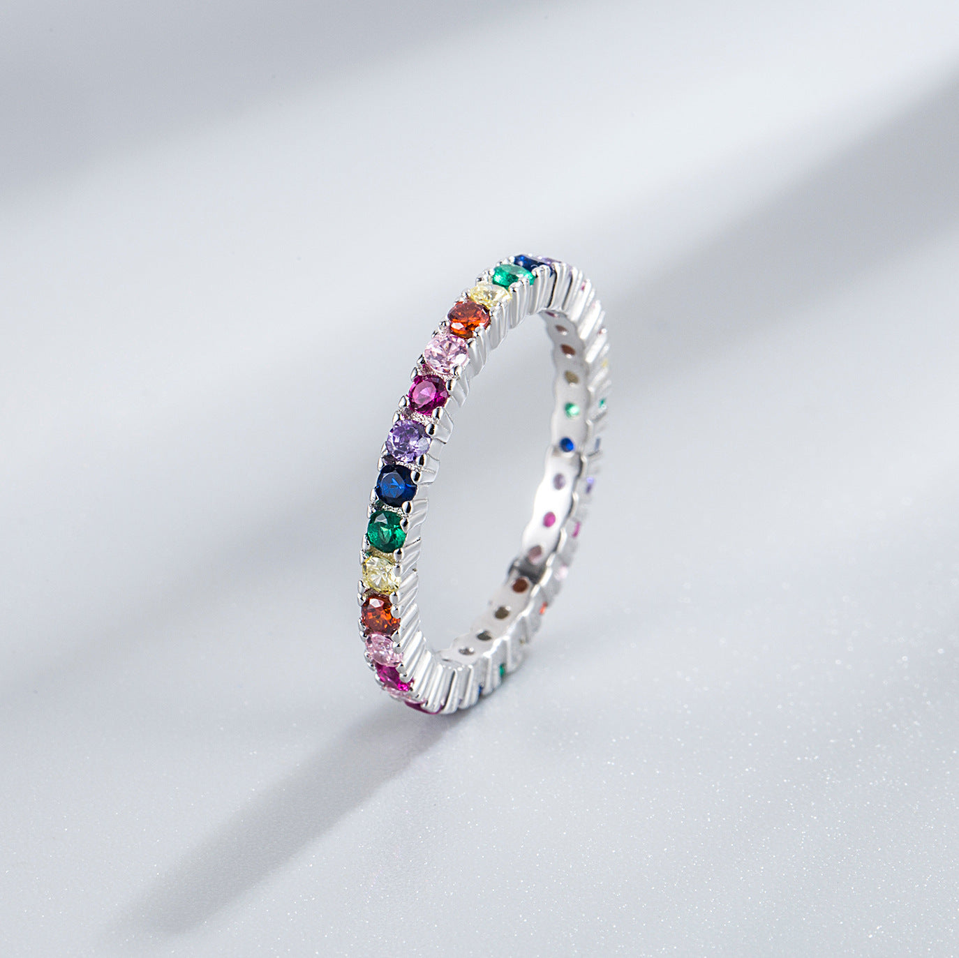 Anillo Rainbow con Circonias de Colores