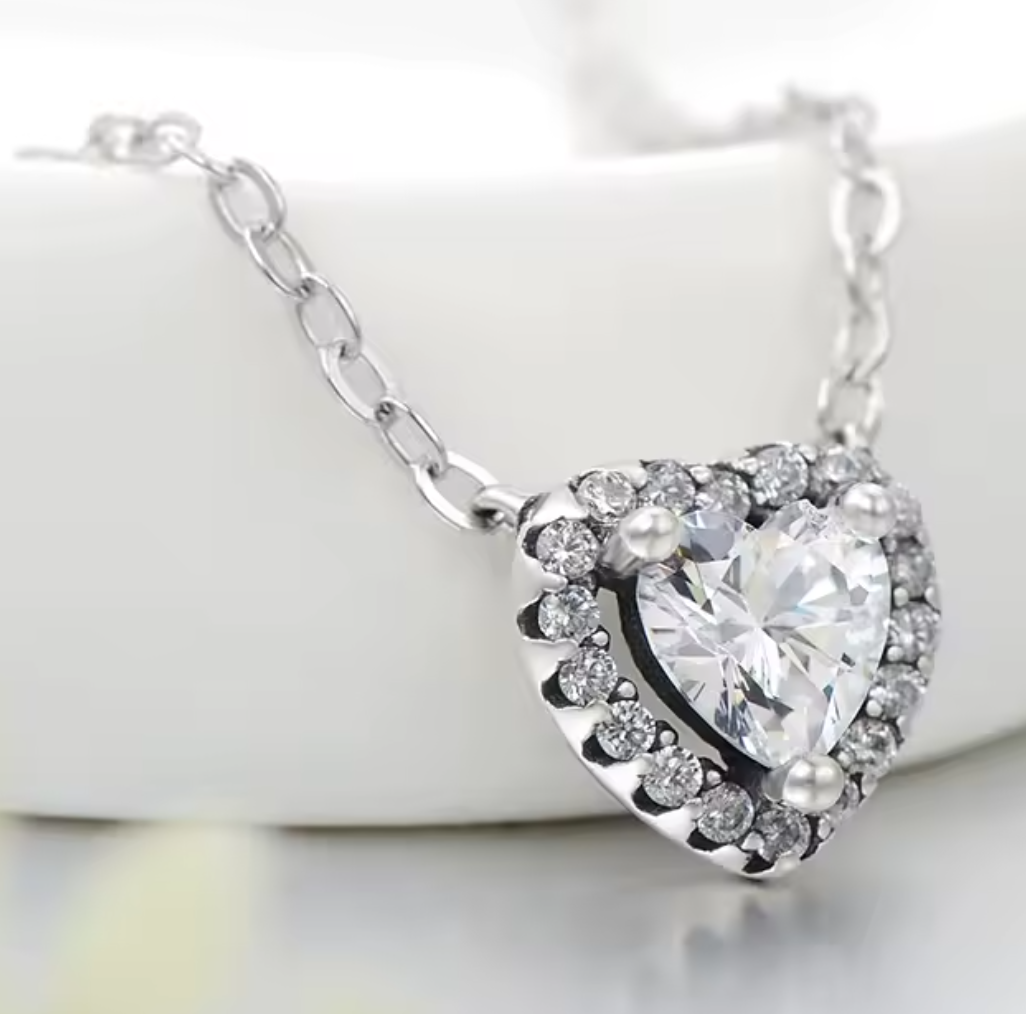 Collar Corazon con Diamante y Circonias