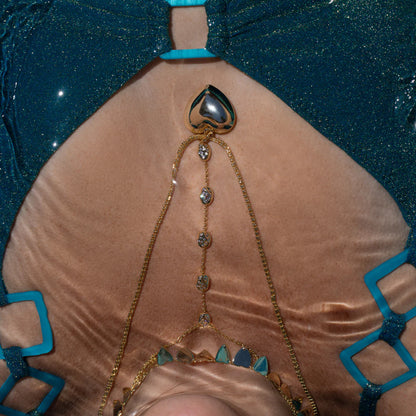 Collar Lariat Pebble Dorado con Circonias