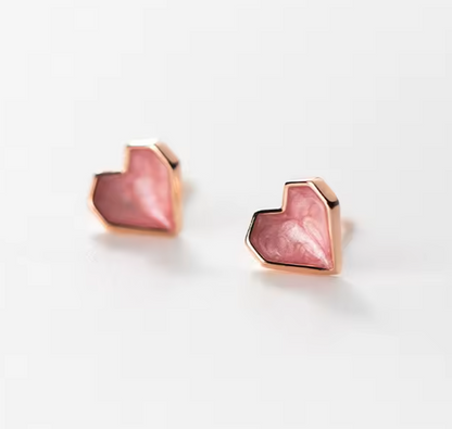 Stud de Corazon Esmaltado en Rosa Pastel